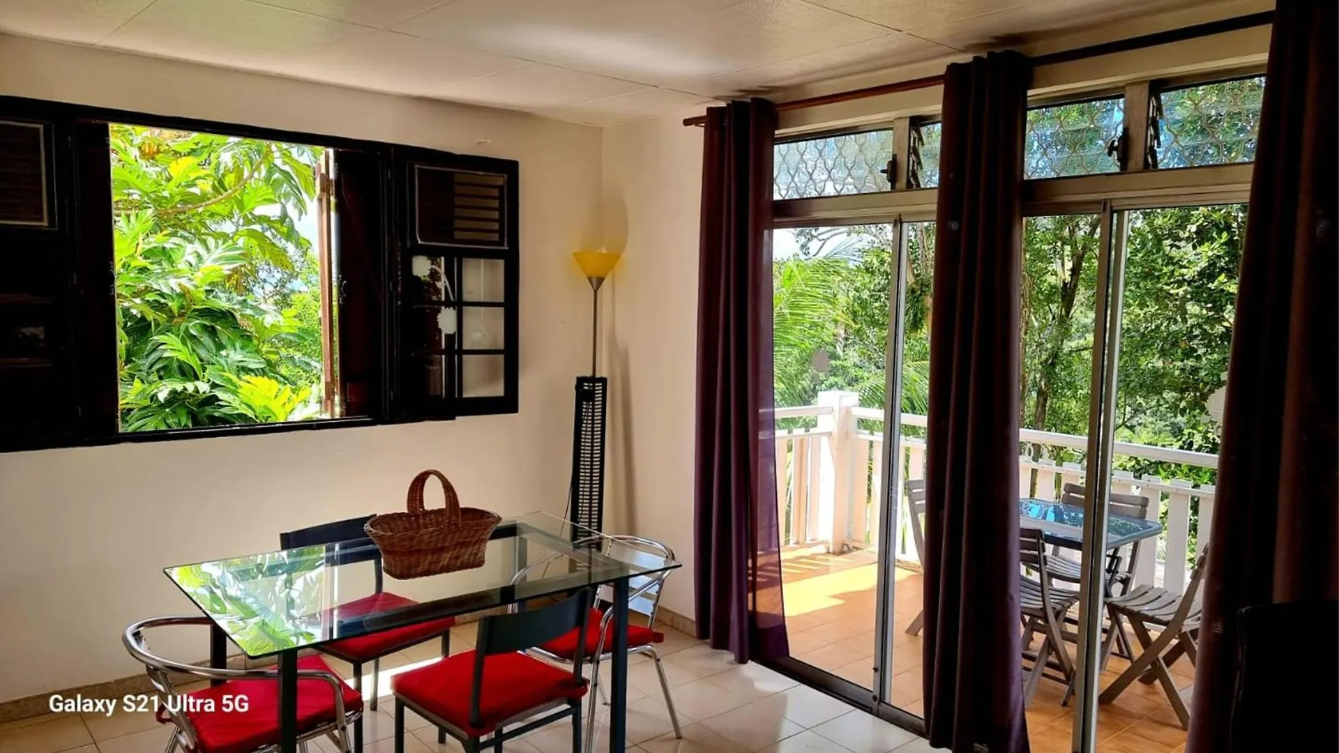 Appartement Confortable A Fort De France Avec Vue Sur La Mer Et La Montagne Martinique